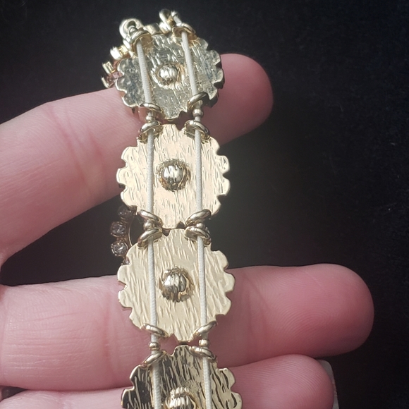 Gold Tone Stretch Bracelet Cabochons & Rhinestones - Picture 6 of 11